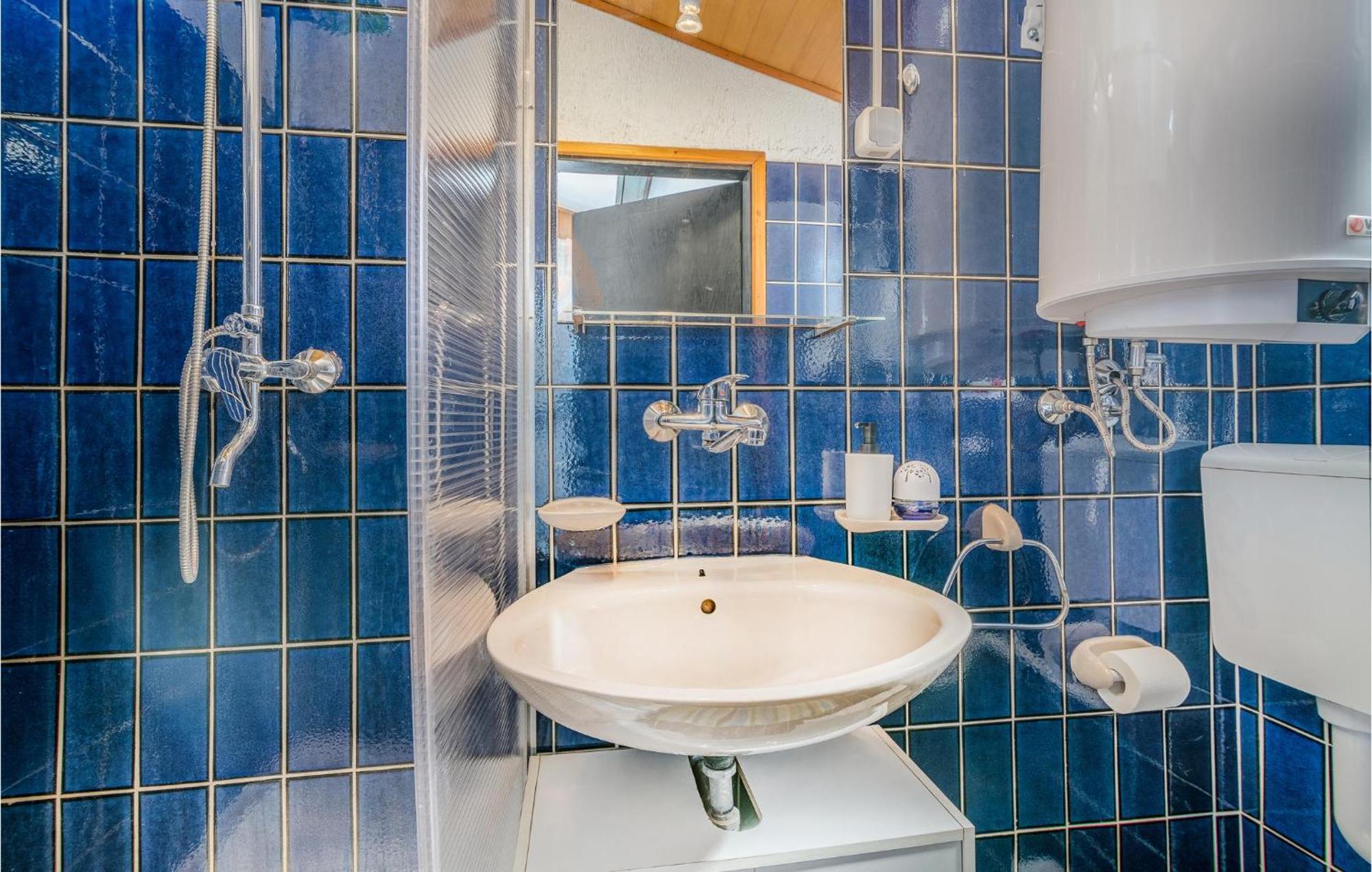2 Bedroom Gorgeous Home In Baska Εξωτερικό φωτογραφία