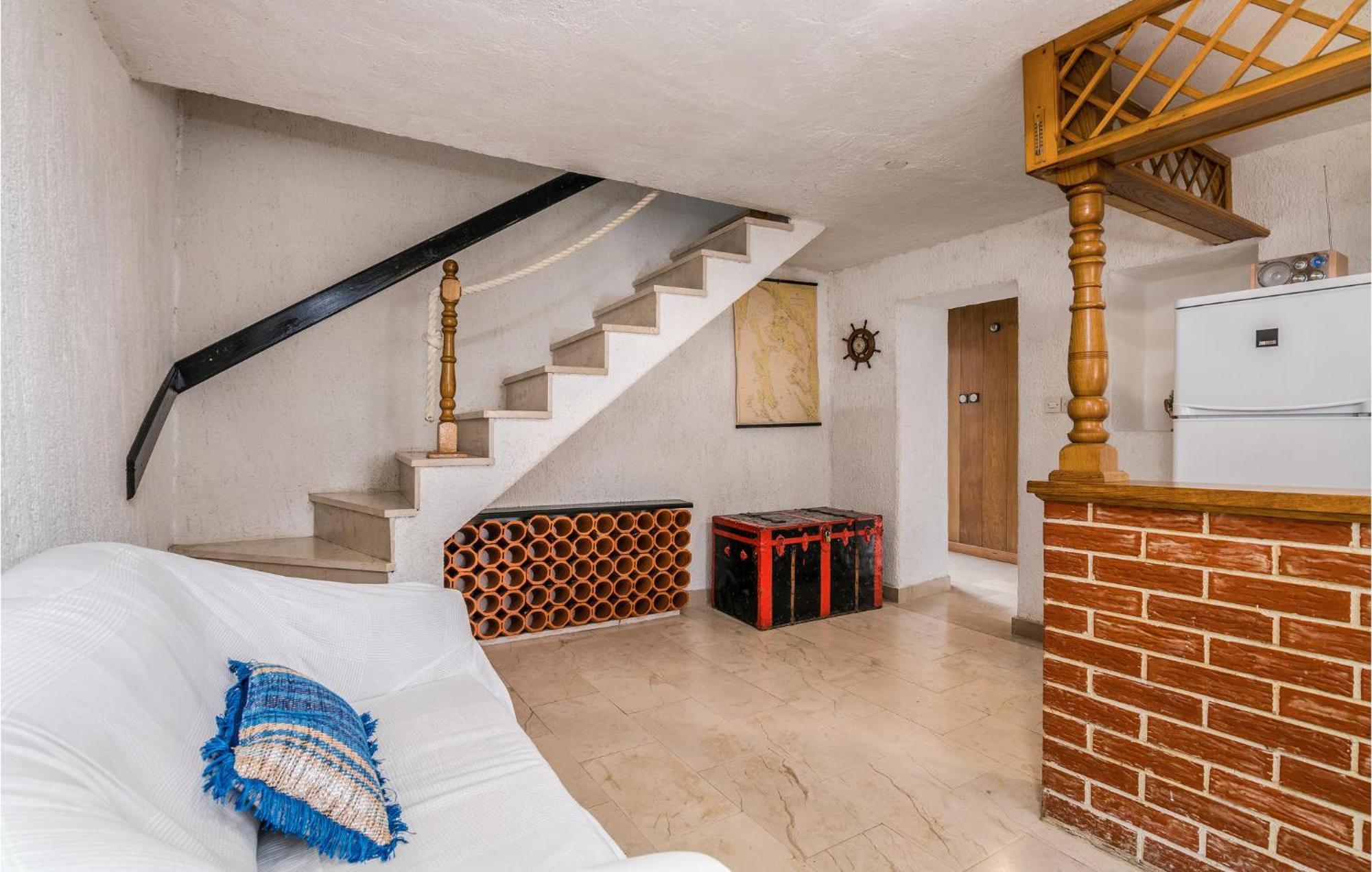 2 Bedroom Gorgeous Home In Baska Εξωτερικό φωτογραφία
