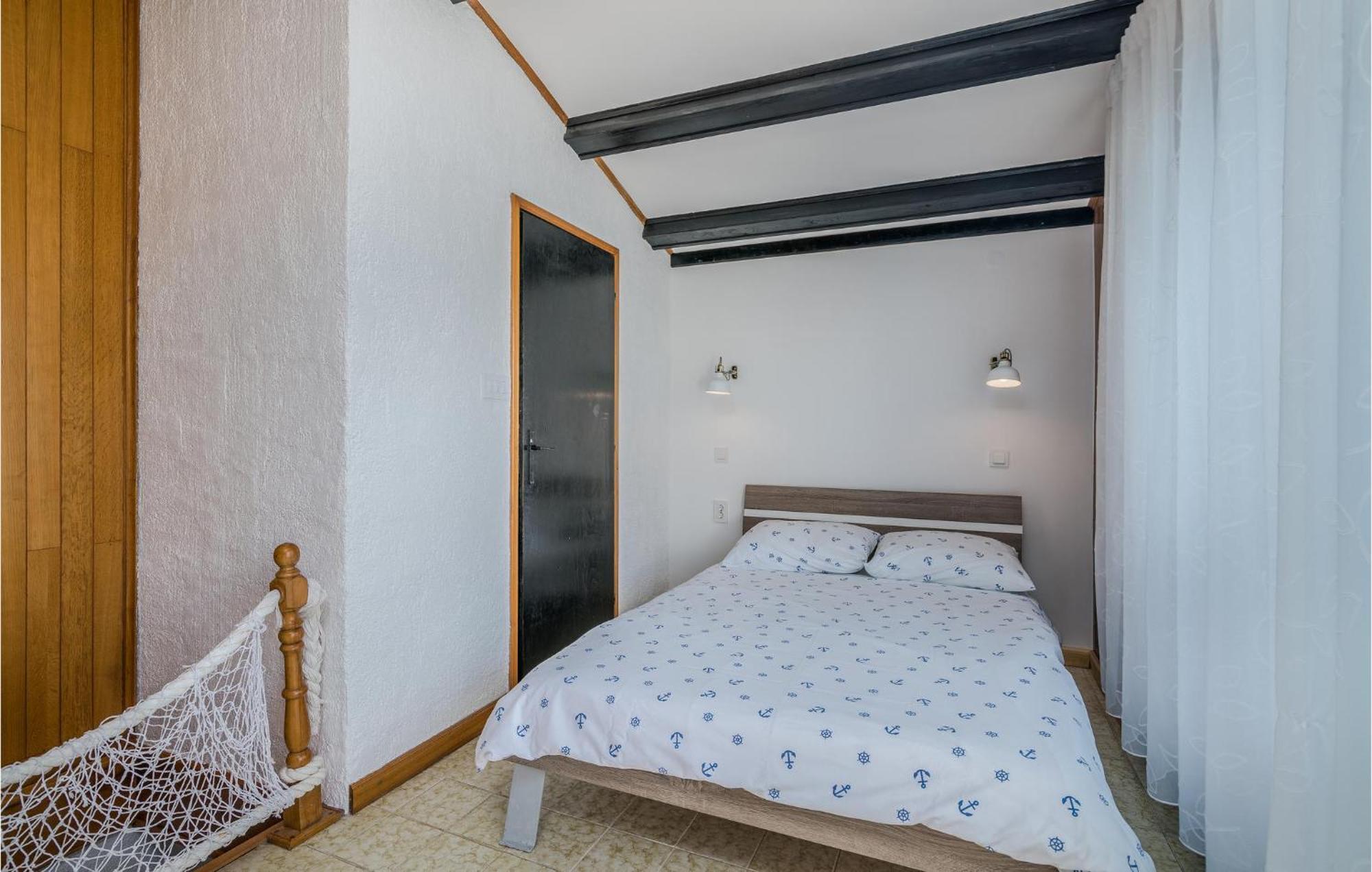 2 Bedroom Gorgeous Home In Baska Εξωτερικό φωτογραφία